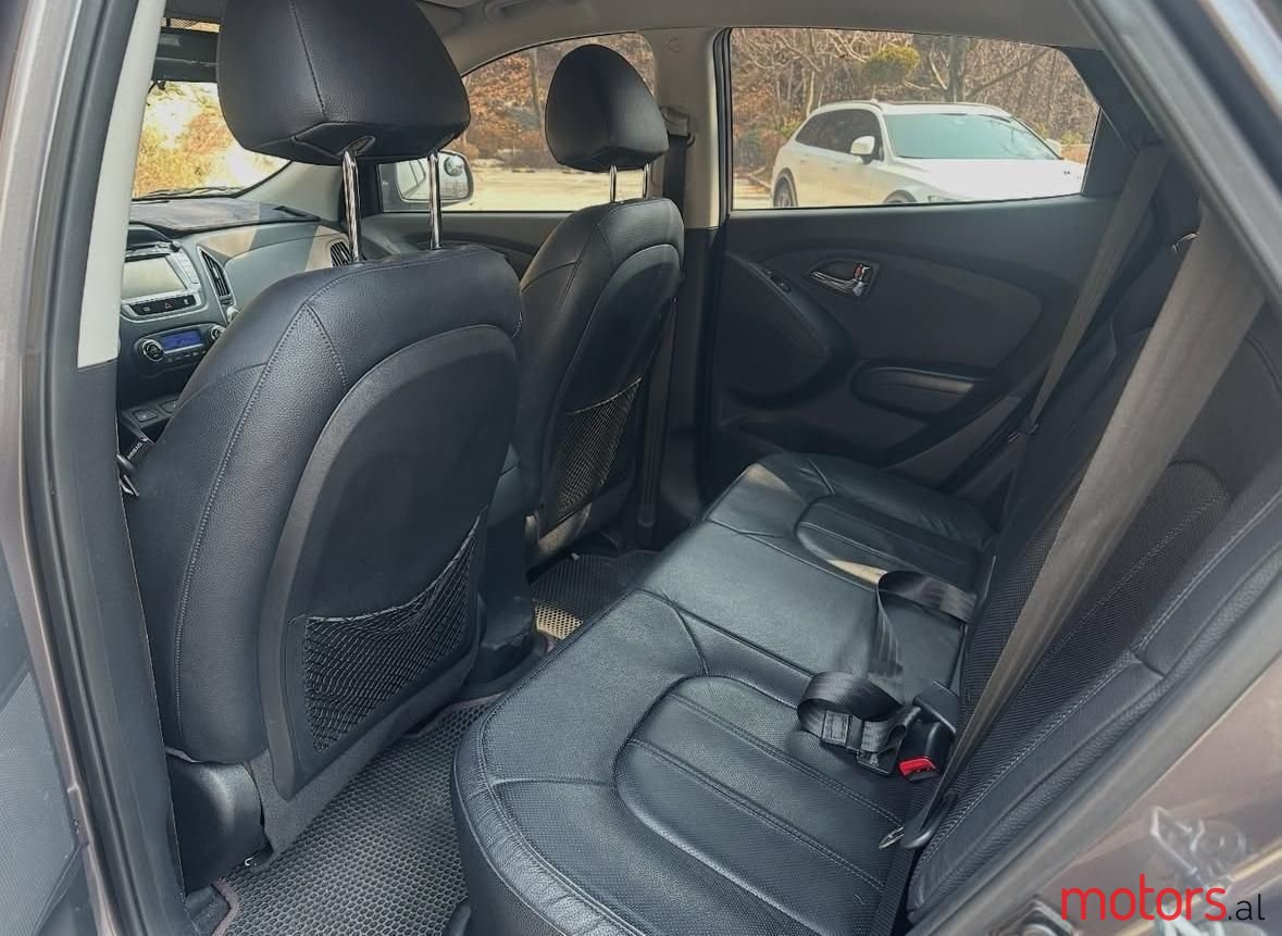 2011' Hyundai Tucson photo #4