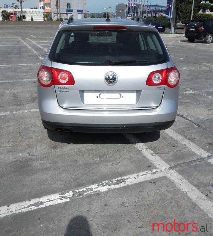 2007' Volkswagen Passat photo #1