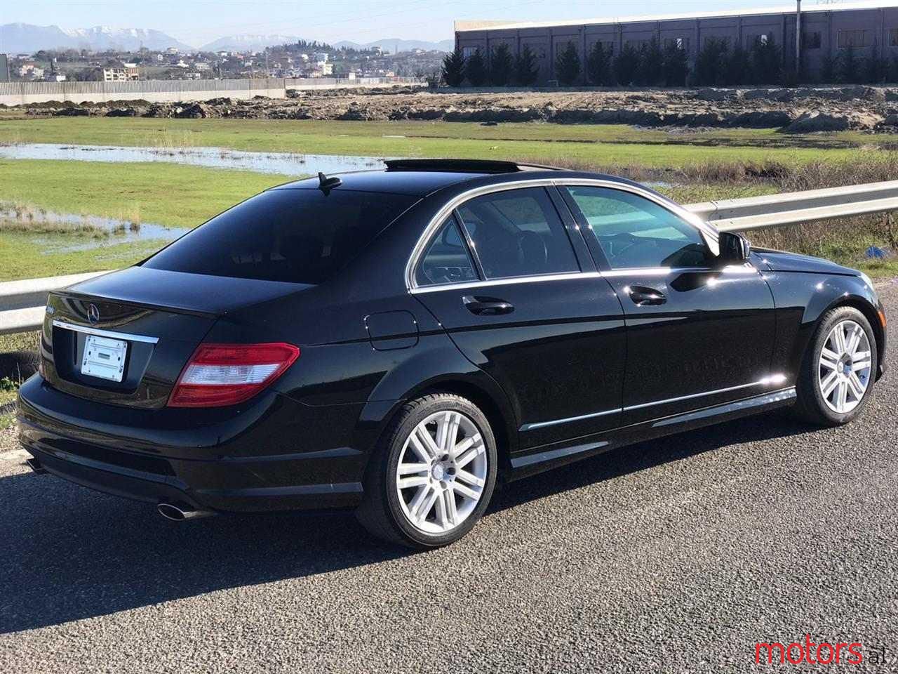 2009' Mercedes-Benz C 300 photo #4