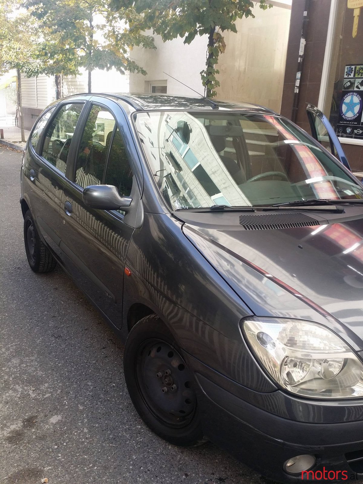 2001' Renault Scenic photo #2