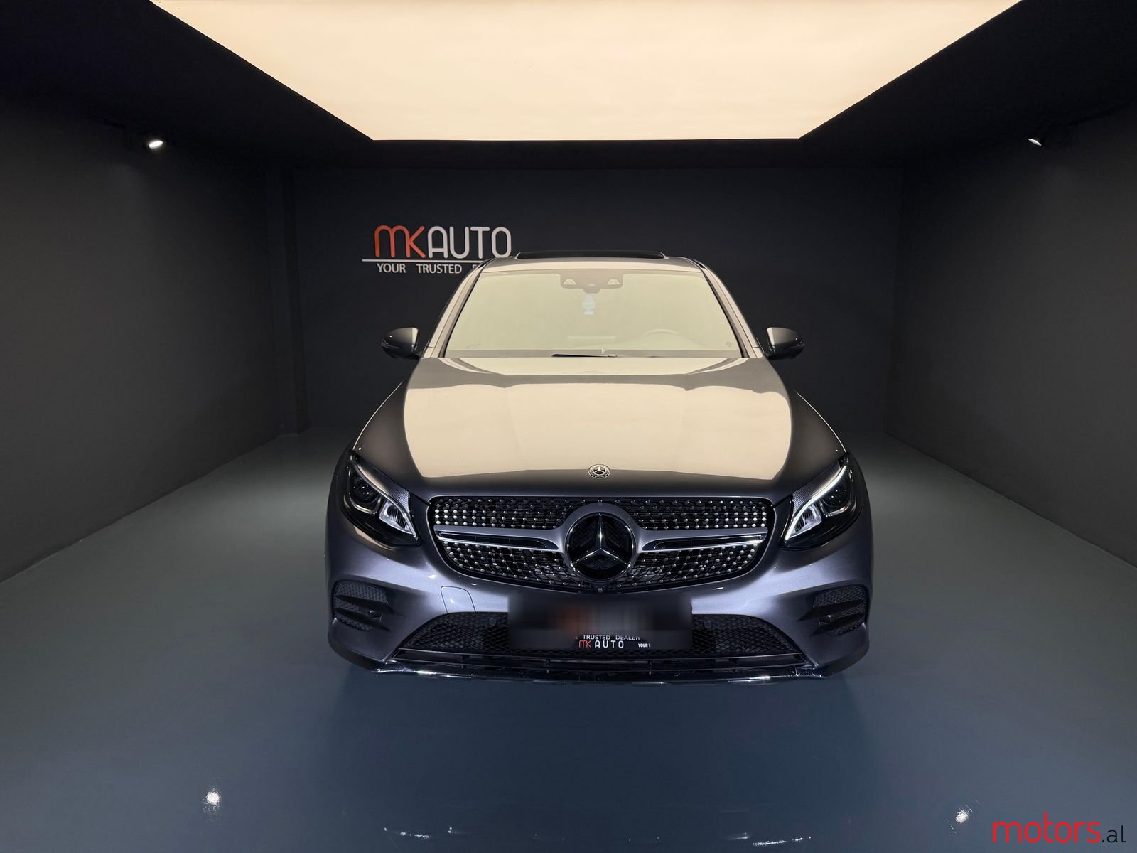 2017' Mercedes-Benz GLC 220 photo #6
