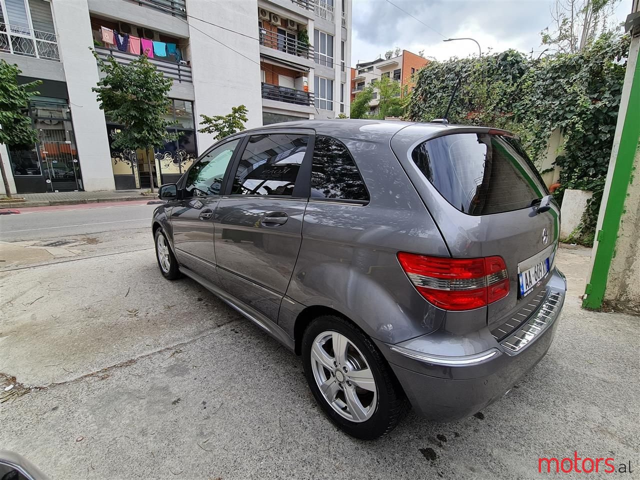 2009' Mercedes-Benz B 200 photo #4