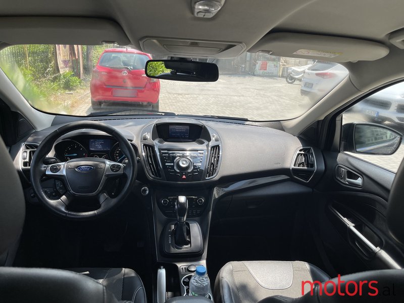 2014' Ford Kuga photo #4