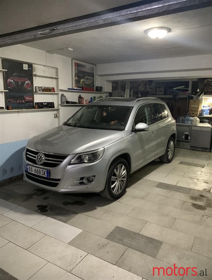 2007' Volkswagen Tiguan photo #3