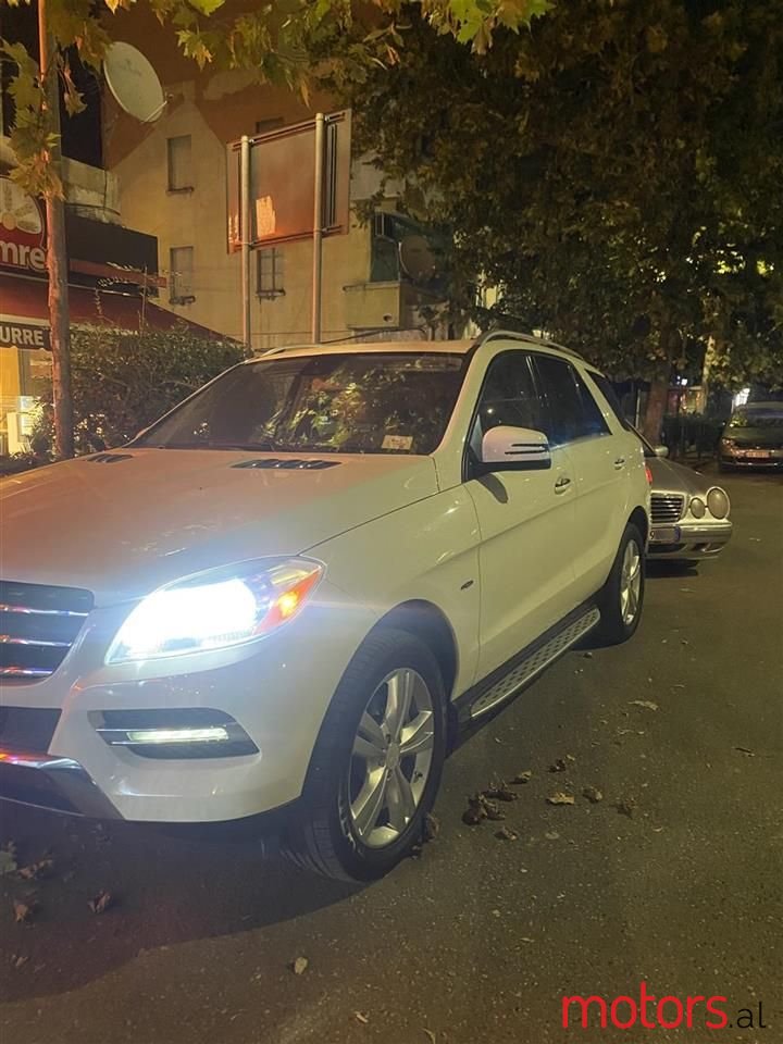 2012' Mercedes-Benz ML 350 photo #1