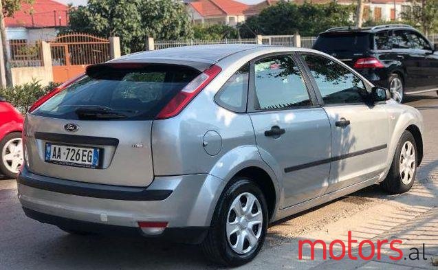 2005' Ford Focus photo #1