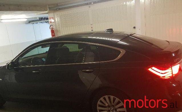 2010' BMW 535 photo #1