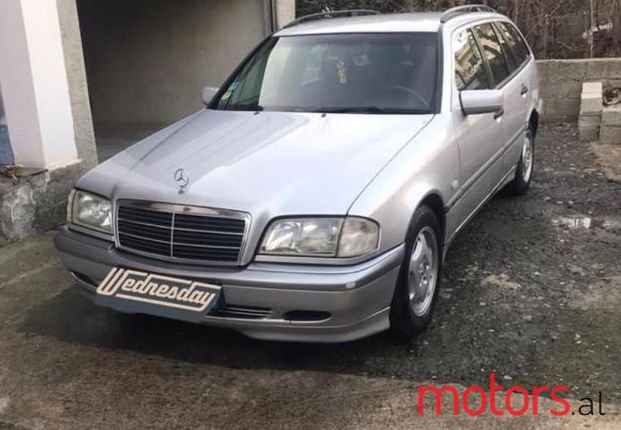 2000' Mercedes-Benz C-Class photo #1