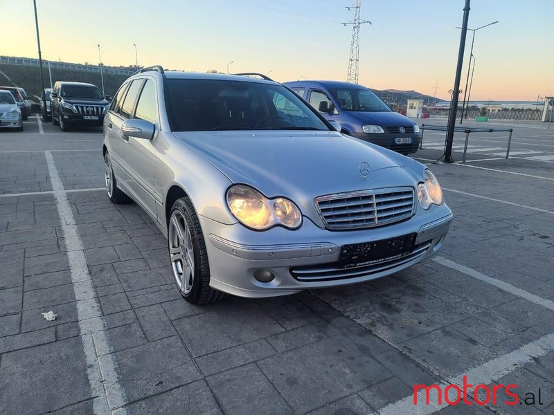 2007' Mercedes-Benz C 220 photo #2