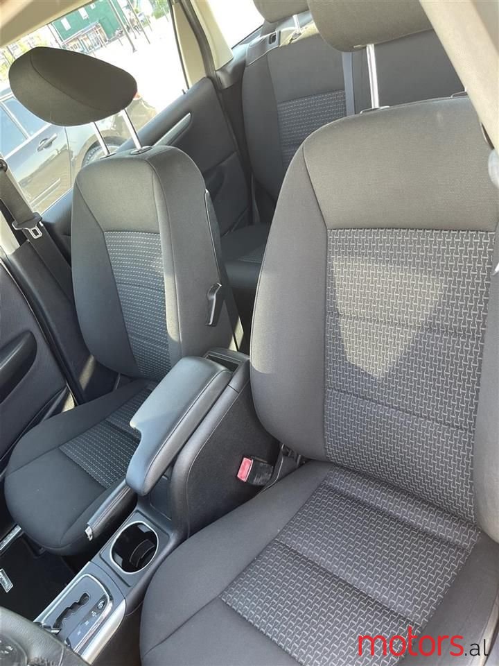 2008' Mercedes-Benz B 200 photo #3