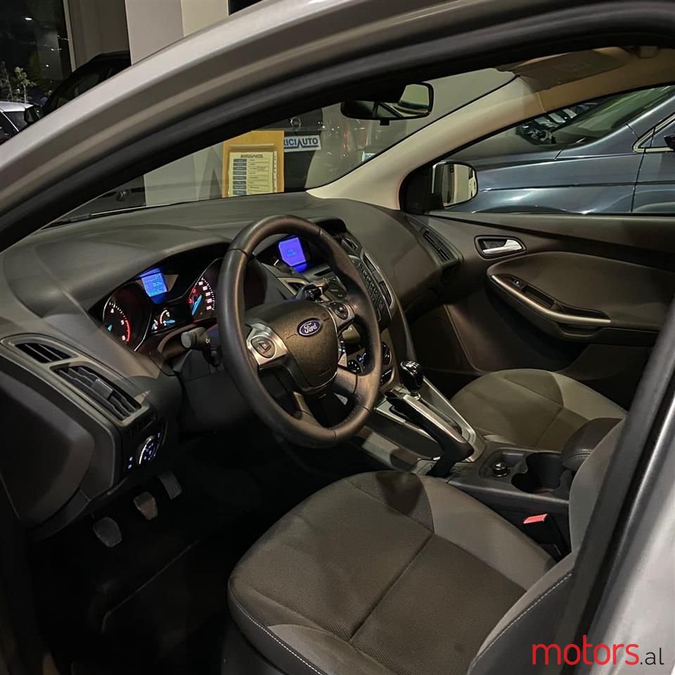 2011' Ford Focus photo #4