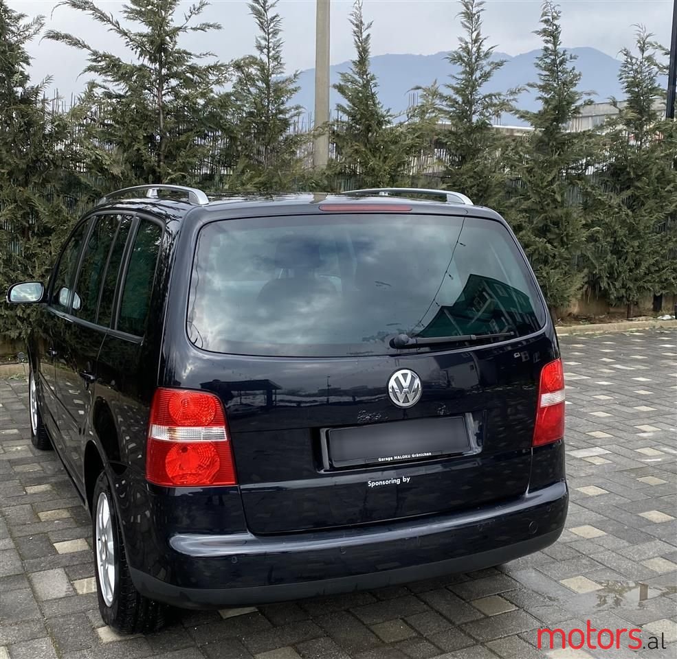 2006' Volkswagen Touran photo #6