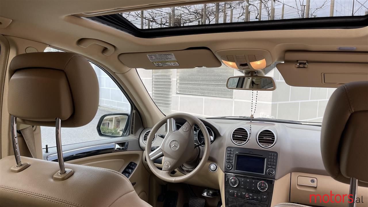 2010' Mercedes-Benz ML 350 photo #5