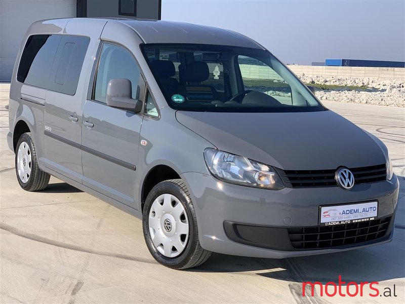 2013' Volkswagen Caddy photo #1