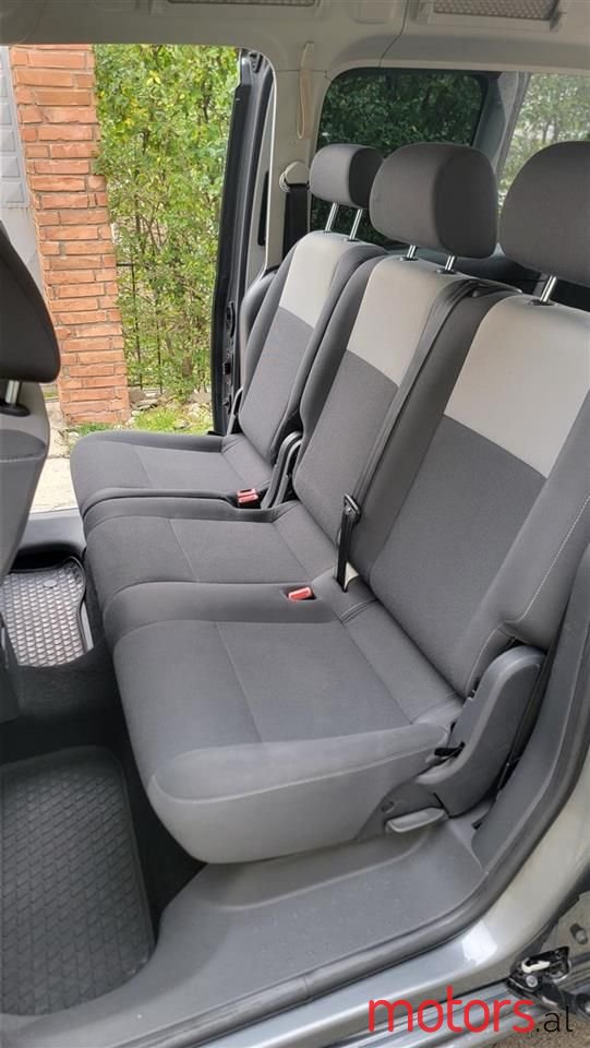 2014' Volkswagen Caddy photo #3