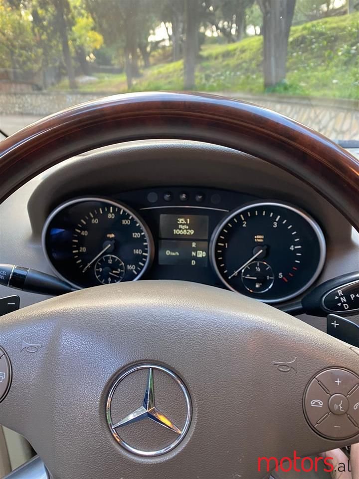 2011' Mercedes-Benz ML 350 photo #1