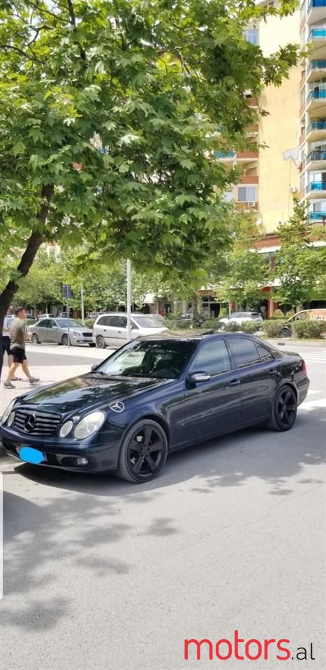 2003' Mercedes-Benz E 240 photo #1