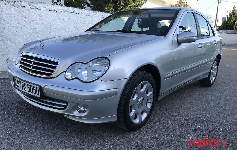 2006' Mercedes-Benz C 220 photo #1