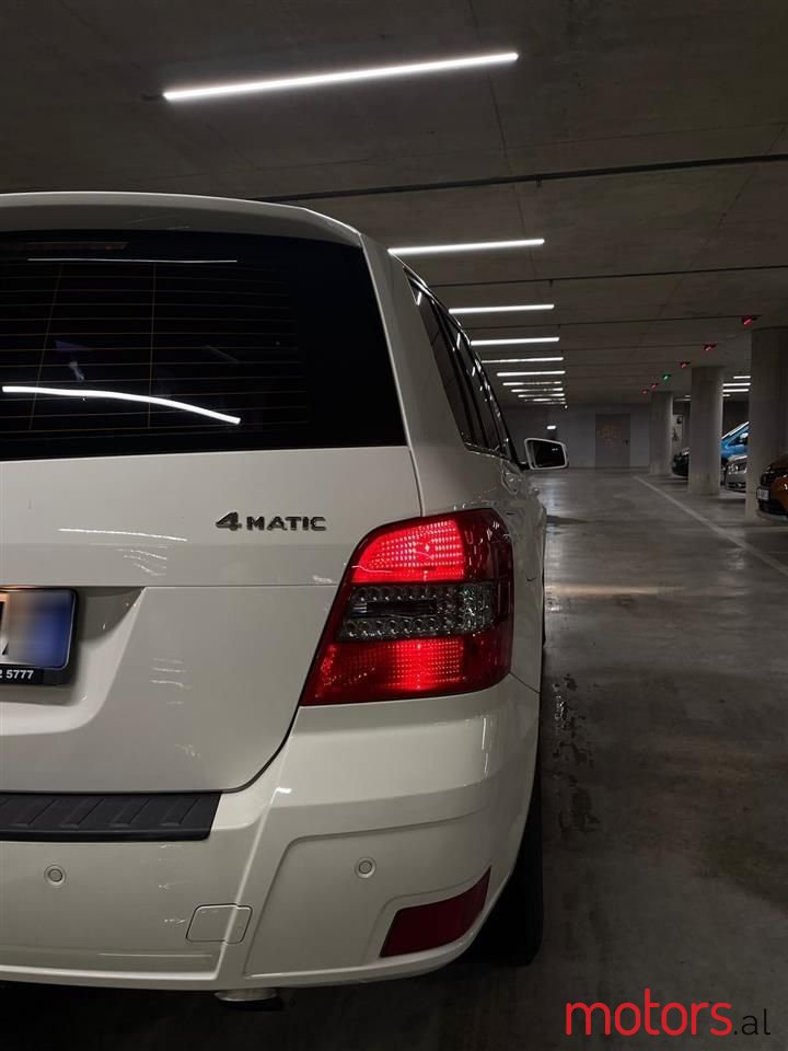 2010' Mercedes-Benz GLK 220 photo #5