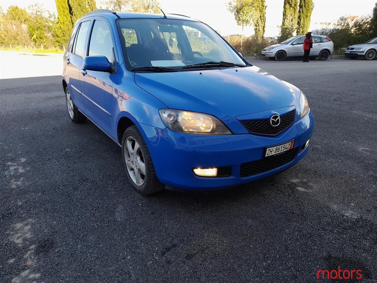 2004' Mazda 2 photo #1