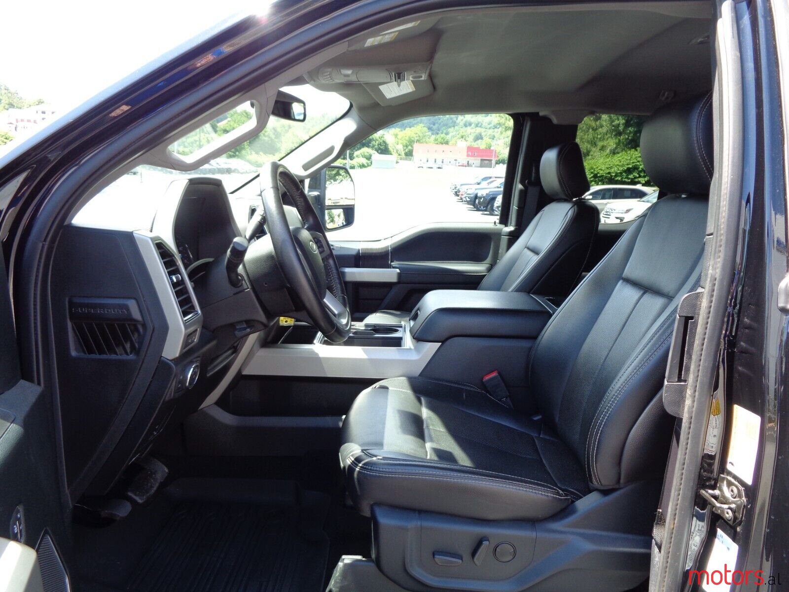 2020' Chevrolet Silverado 1500 photo #5