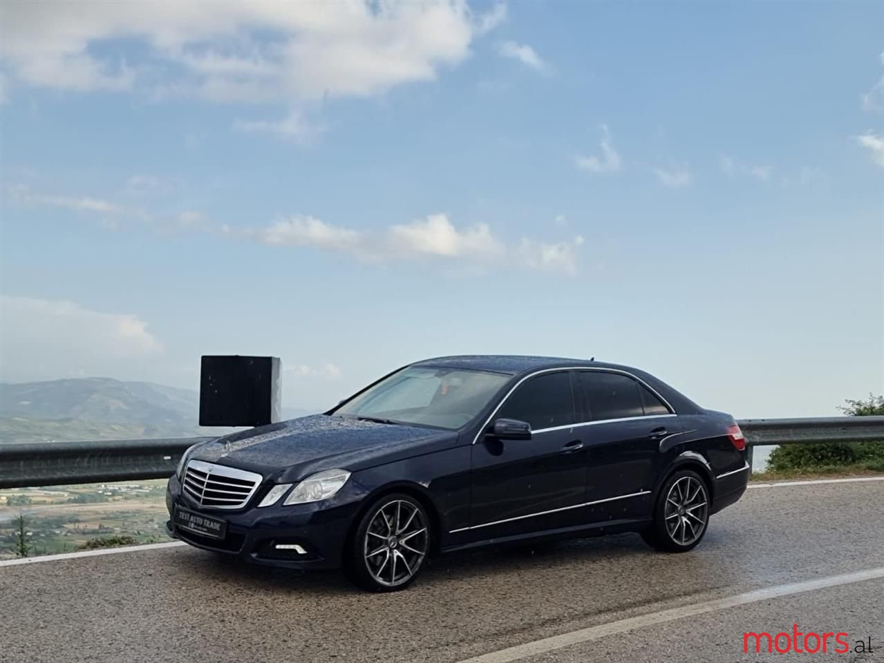 2010' Mercedes-Benz E 250 photo #1