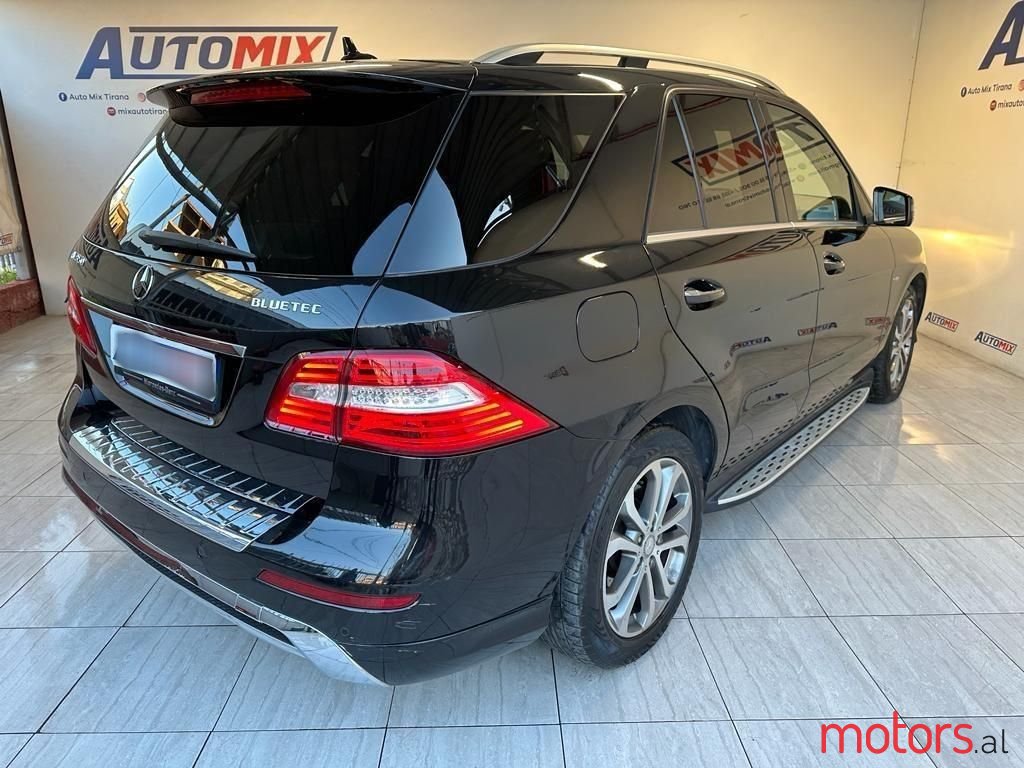 2013' Mercedes-Benz 350 photo #4