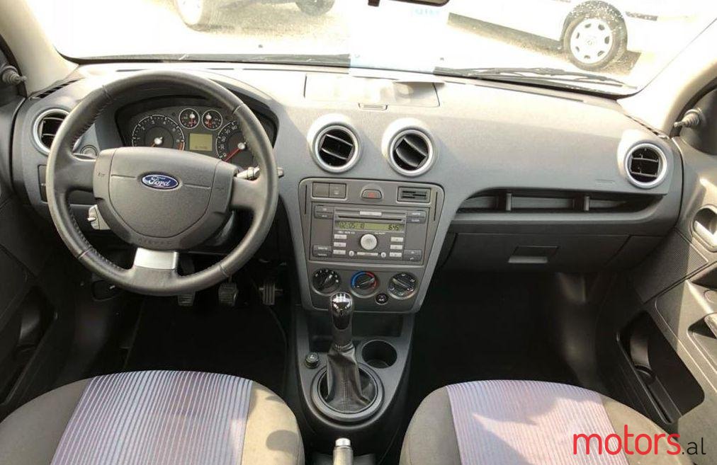 2006' Ford Fusion photo #1