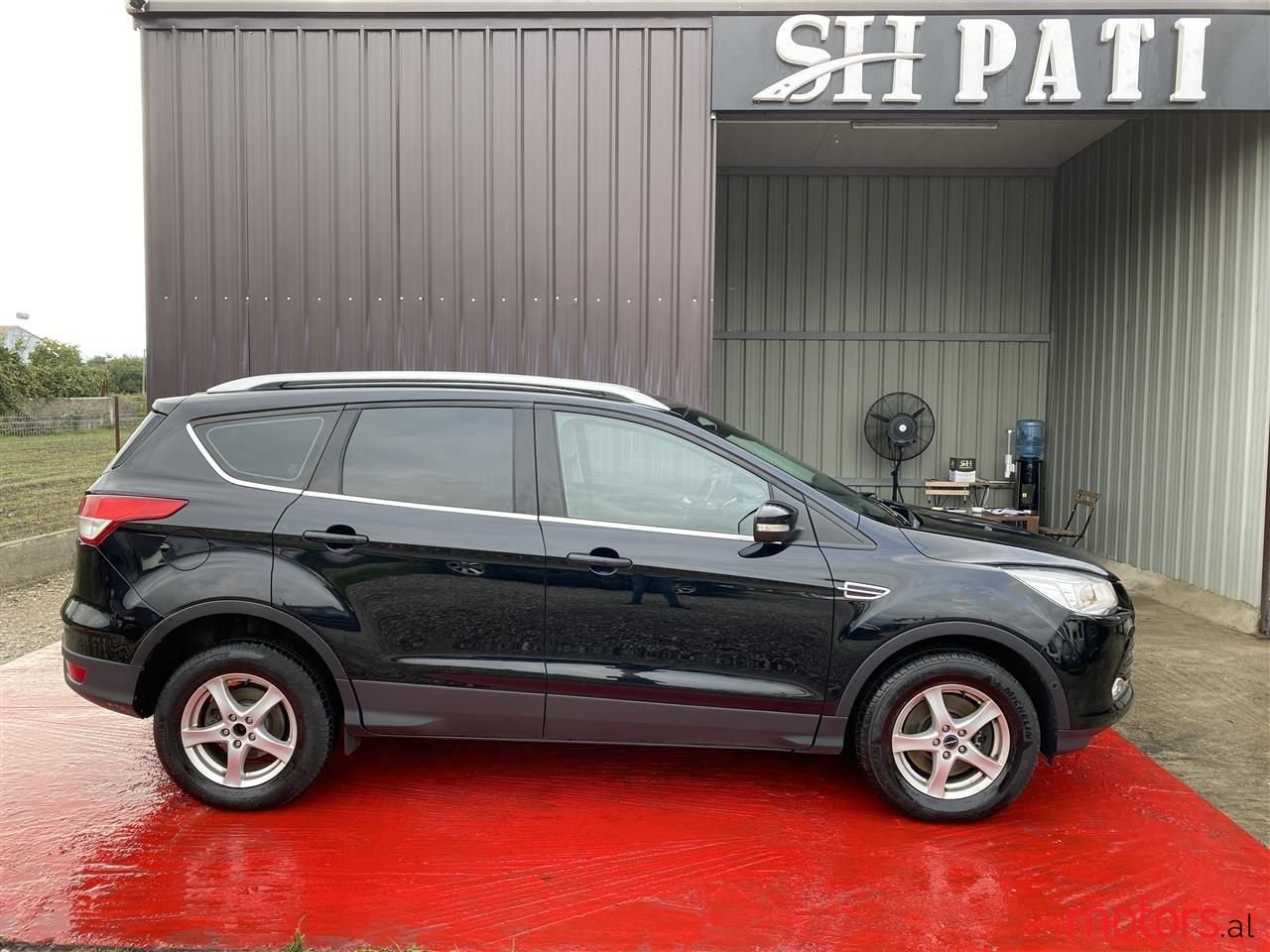 2014' Ford Kuga photo #4