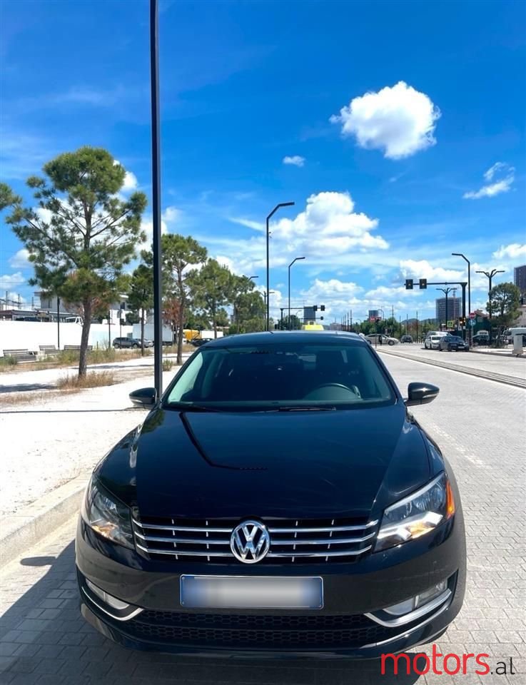 2014' Volkswagen Passat photo #1