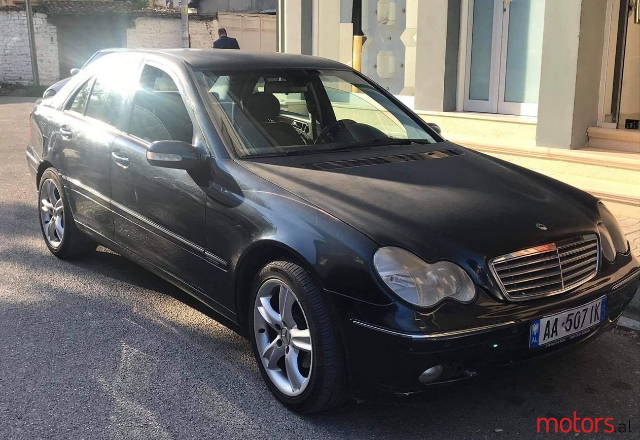 2002' Mercedes-Benz C 200 photo #1
