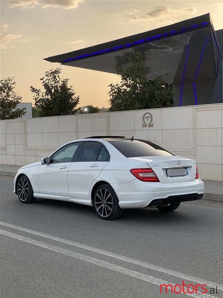 2013' Mercedes-Benz C 220 photo #6