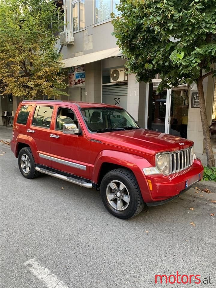 2008' Jeep Liberty photo #3