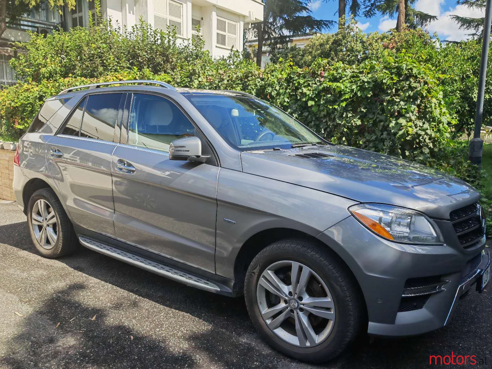 2012' Mercedes-Benz ML 350 photo #1