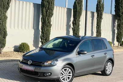 2012' Volkswagen Golf