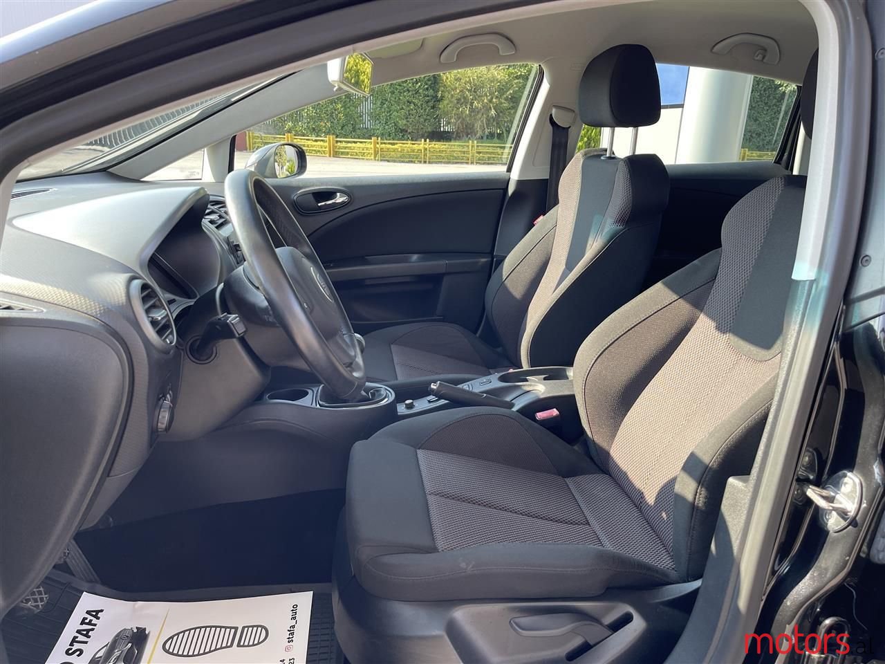 2007' SEAT Leon photo #6