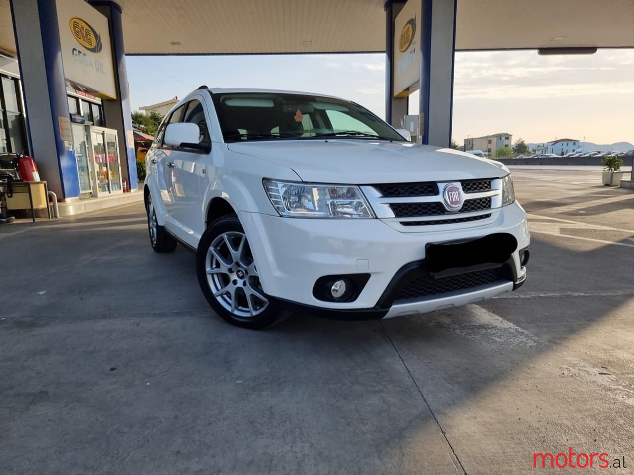 2012' Fiat Freemont photo #1