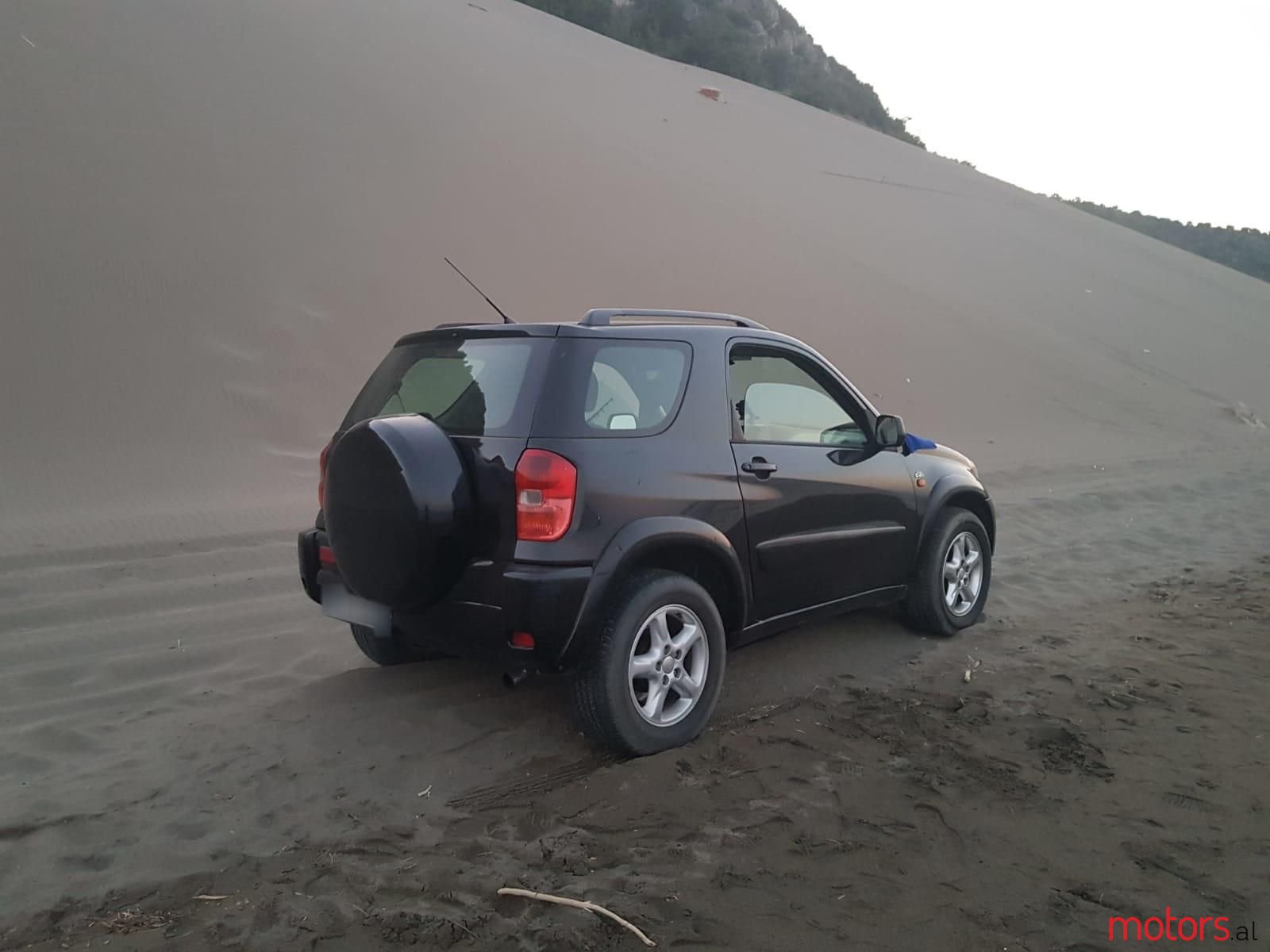 2004' Toyota RAV4 photo #3