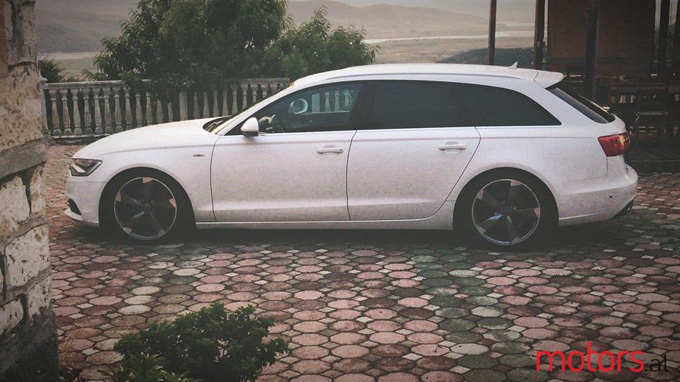 2012' Audi A6 photo #2