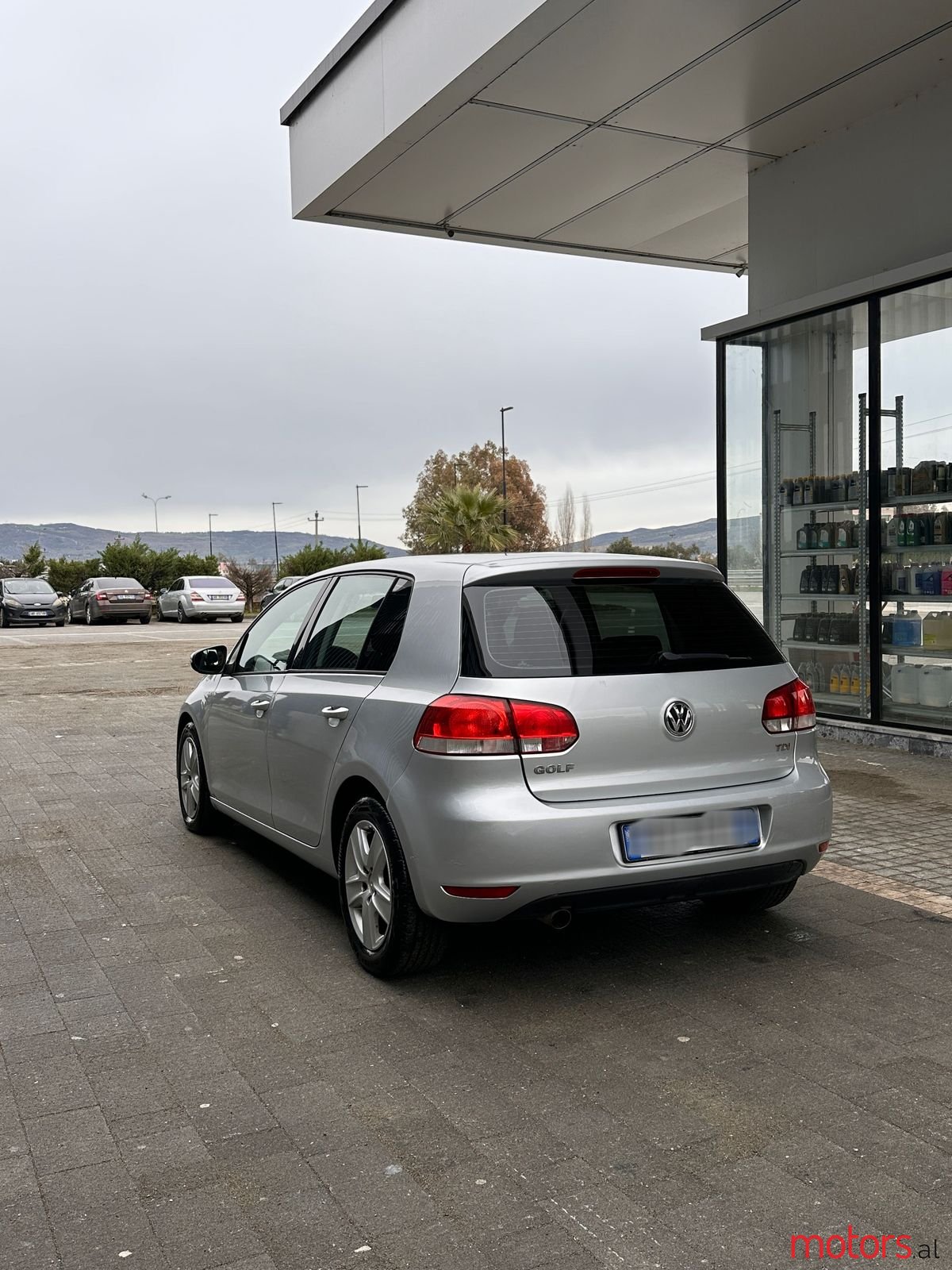 2010' Volkswagen Golf photo #6