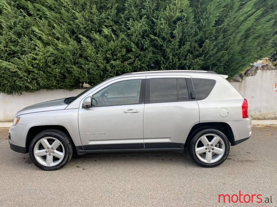 2014' Jeep Compass photo #2