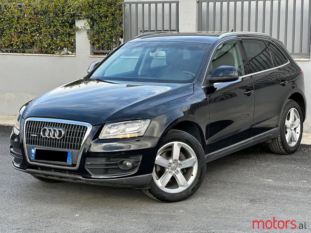 2010' Audi Q5 photo #4