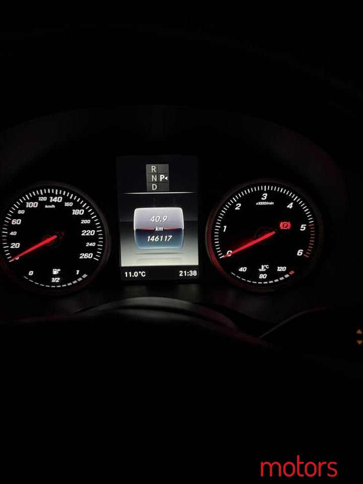 2017' Mercedes-Benz C 200 photo #4