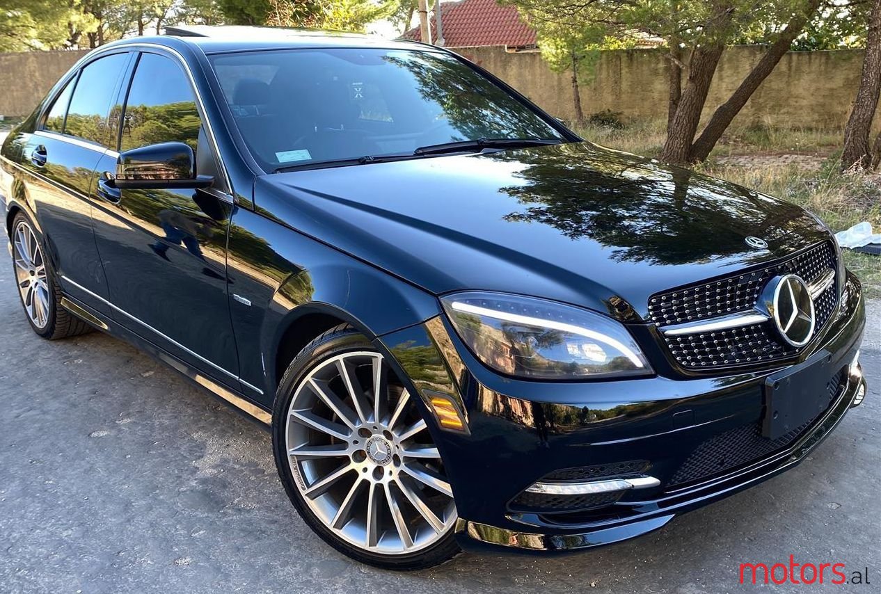 2008' Mercedes-Benz C 250 photo #1