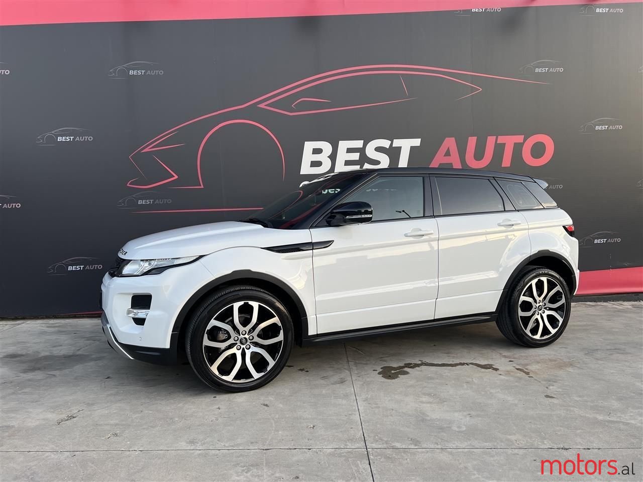 2013' Land Rover Range Rover Evoque photo #1