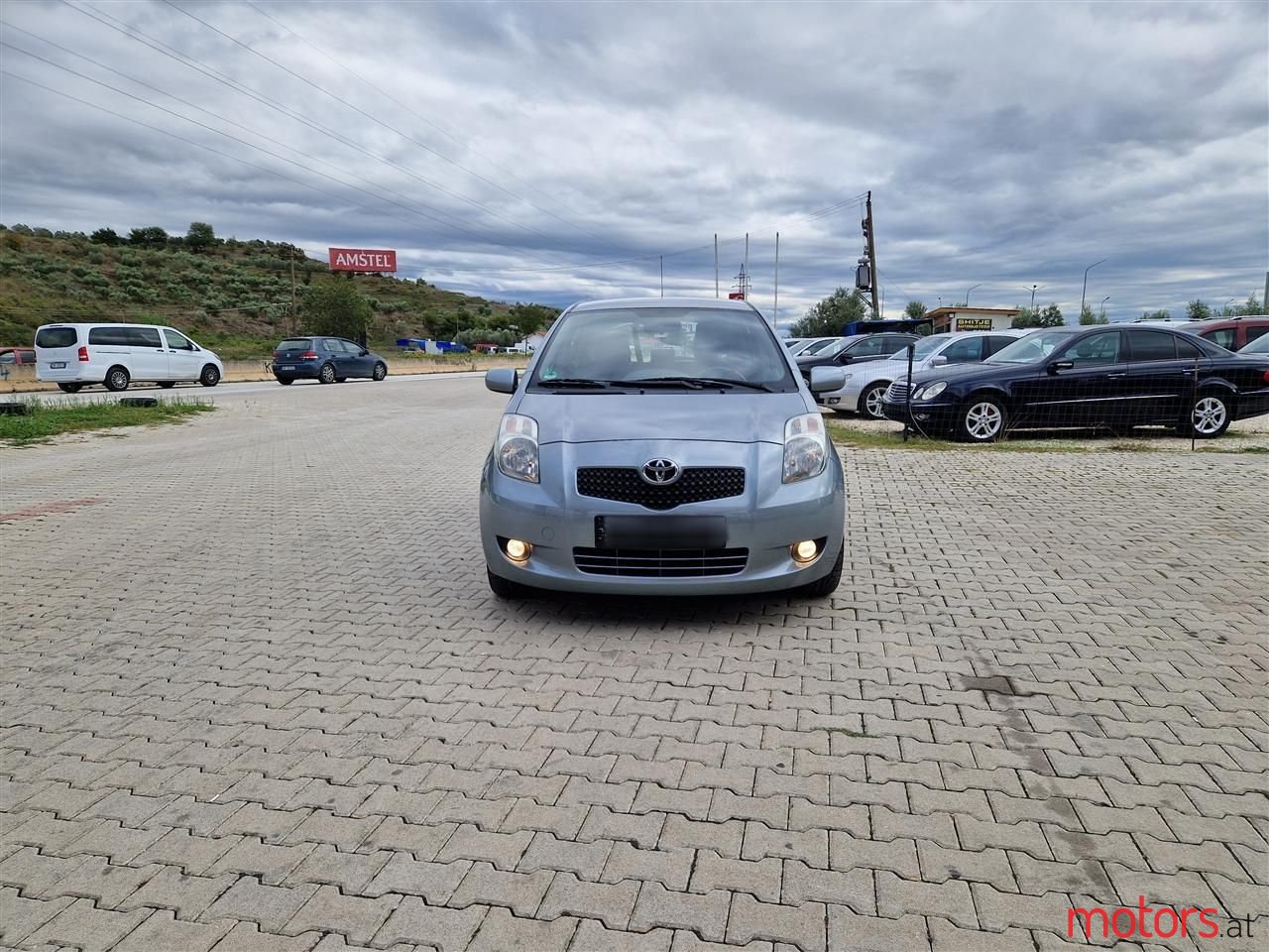 2007' Toyota Yaris photo #2