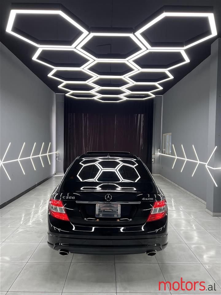 2008' Mercedes-Benz C 300 photo #4