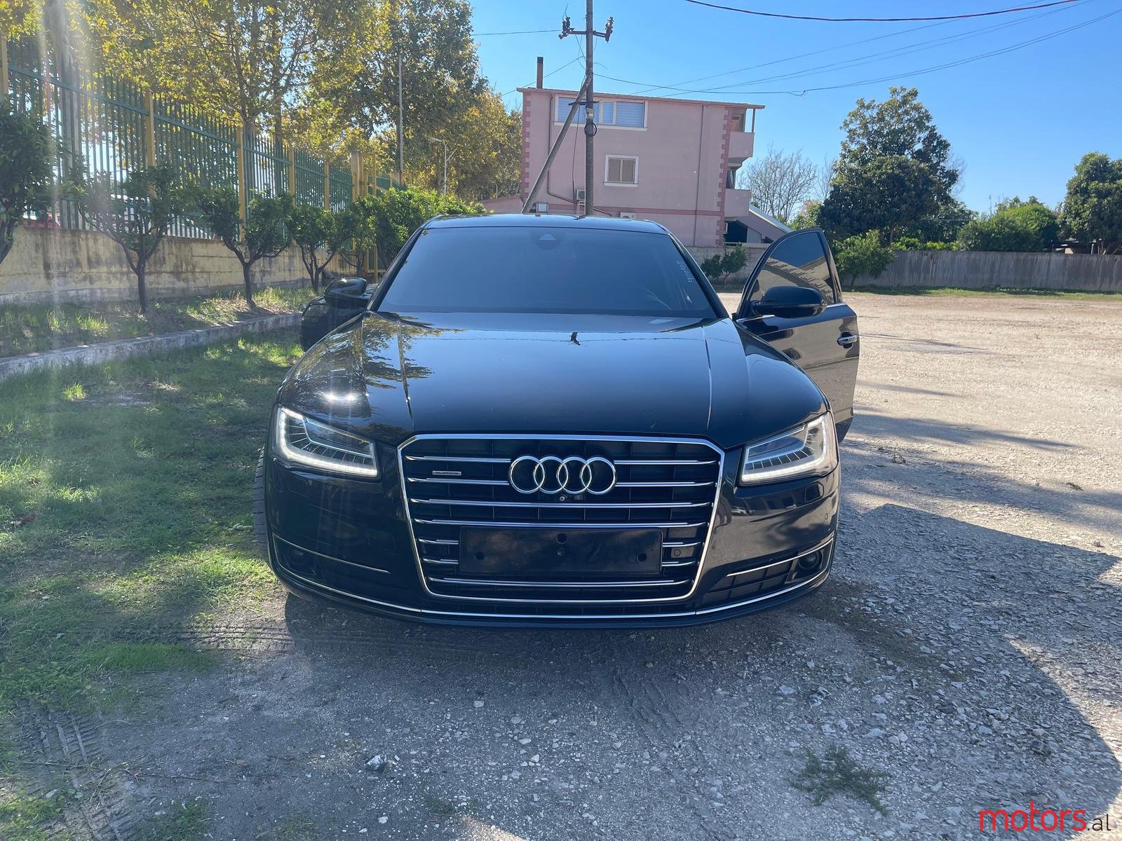 2015' Audi A8 photo #1