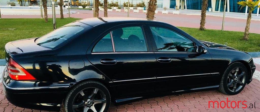 2007' Mercedes-Benz C 320 photo #2