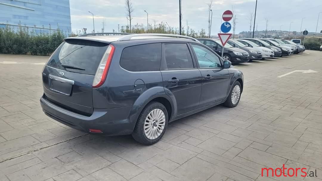 2009' Ford Focus photo #3